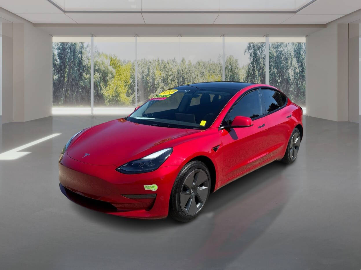 2023 Tesla Model 3 -'s photo