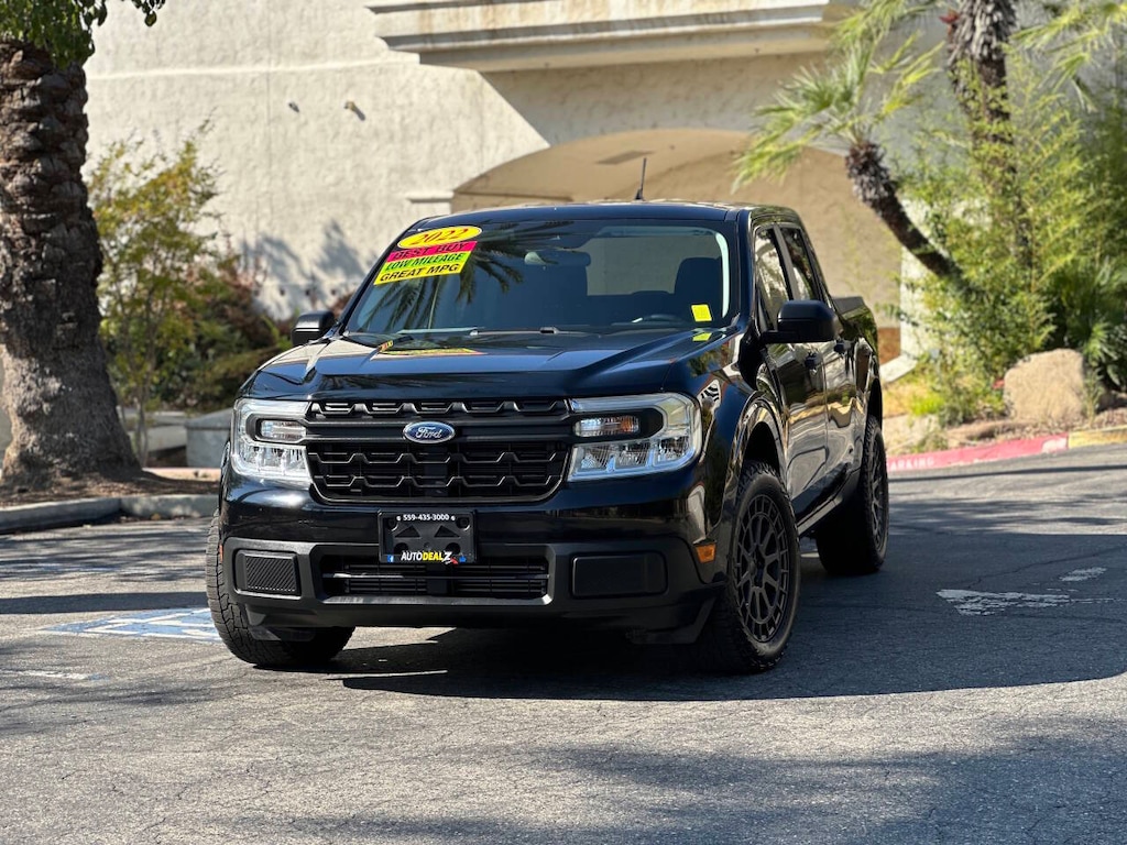 Used 2022 Ford Maverick XL Supercrew Pickup 4D 4 1/2 ft Pickup Truck