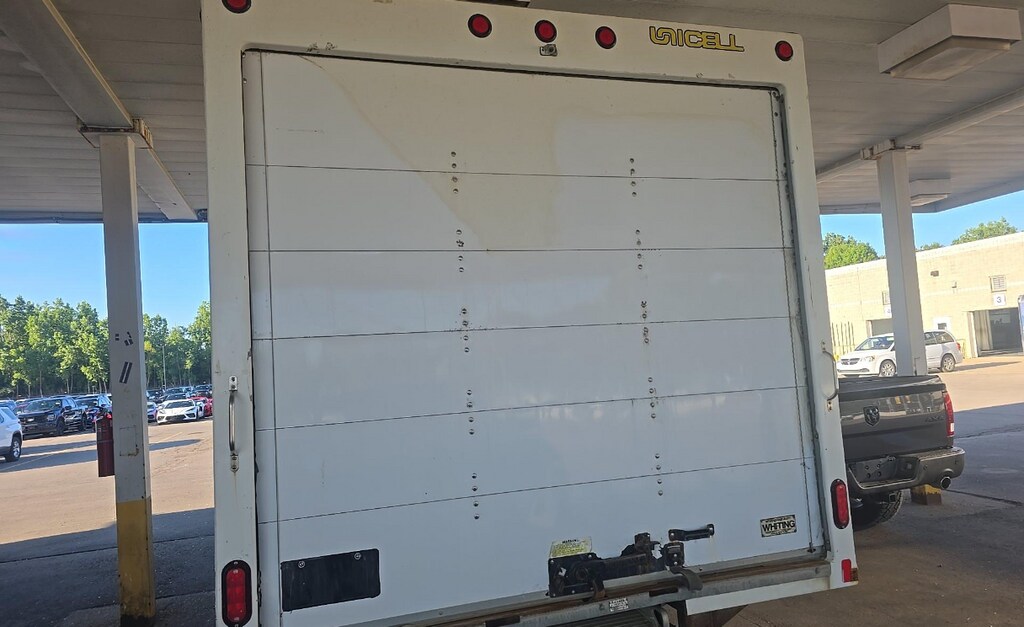 Used 2023 Ford E-450 Cutaway Base Truck