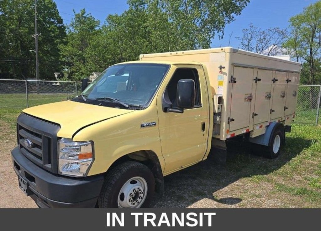 Used 2022 Ford E-Series Cutaway