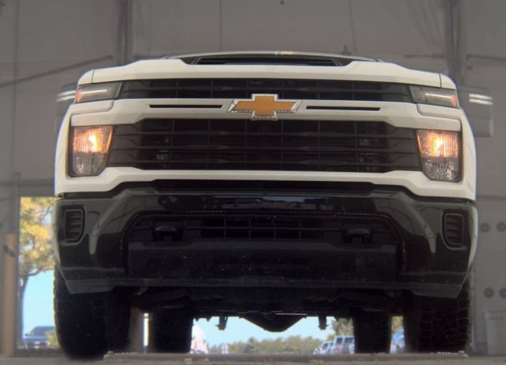 Used 2024 Chevrolet Silverado 2500 HD Custom Truck