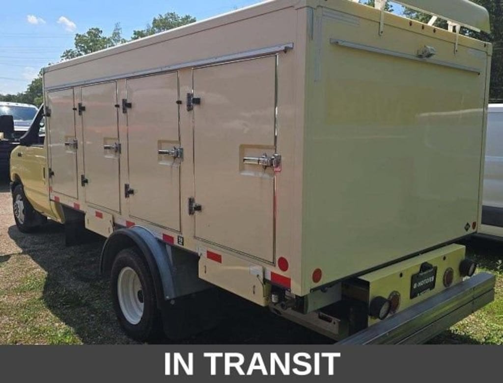 Used 2022 Ford E-Series Cutaway