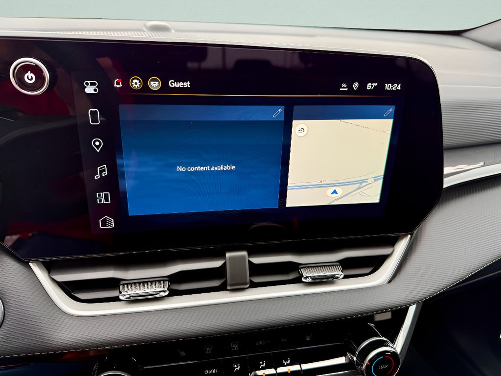 2026 Chevrolet Equinox LT - Photo 17