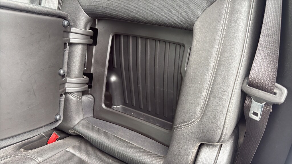 2023 GMC Sierra 1500 SLT - Photo 7