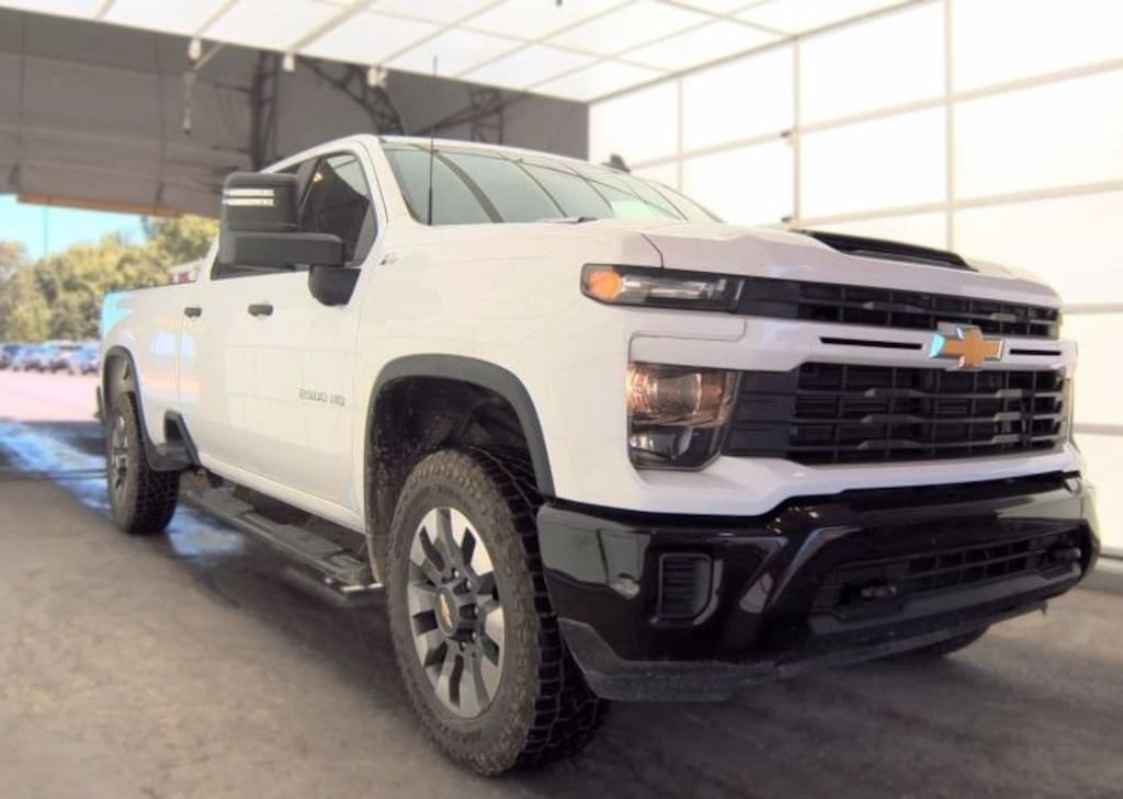Used 2024 Chevrolet Silverado 2500 HD Custom Truck