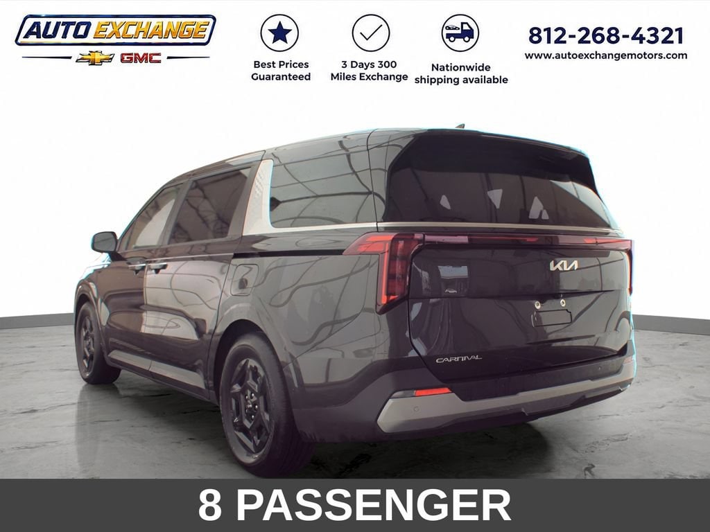 Used 2025 Kia Carnival LXS Van Passenger Van