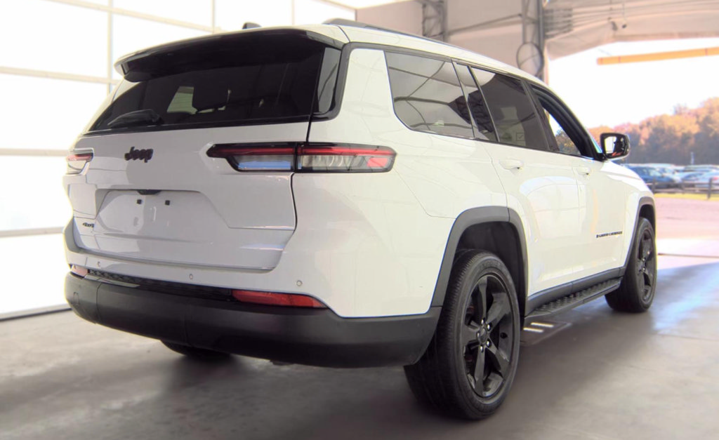 Used 2023 Jeep Grand Cherokee L Altitude