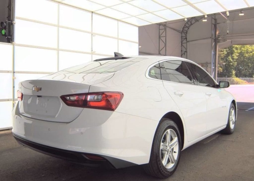 Used 2024 Chevrolet Malibu LS Car