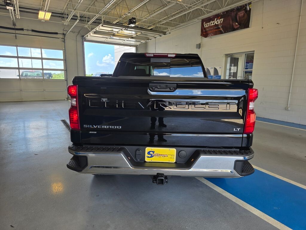 New 2026 Chevrolet Silverado 1500 LT w/1LT Truck Crew Cab