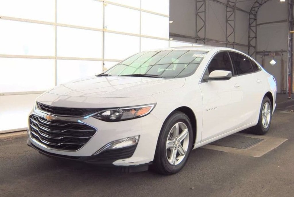Used 2024 Chevrolet Malibu LS Car
