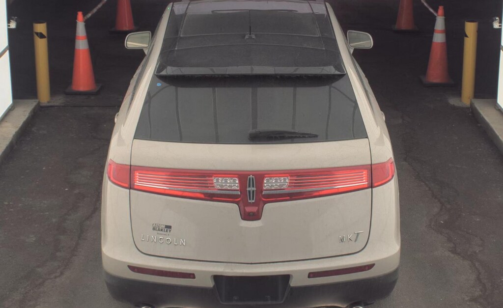 Used 2019 Lincoln MKT SUV