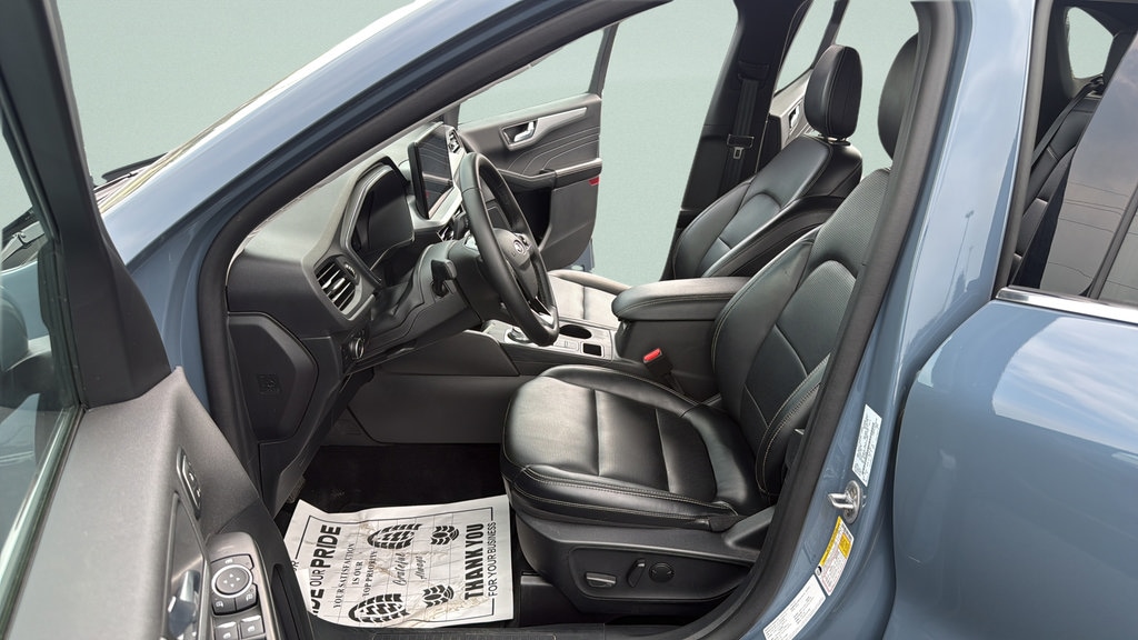 Used 2025 Ford Escape Platinum SUV