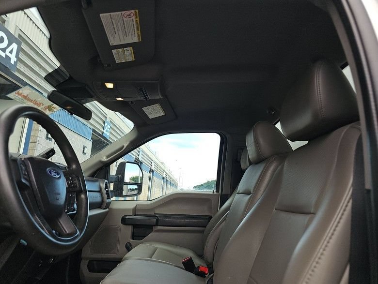 2020 Ford F-350 Super Duty Chassis Cab XL - Photo 8