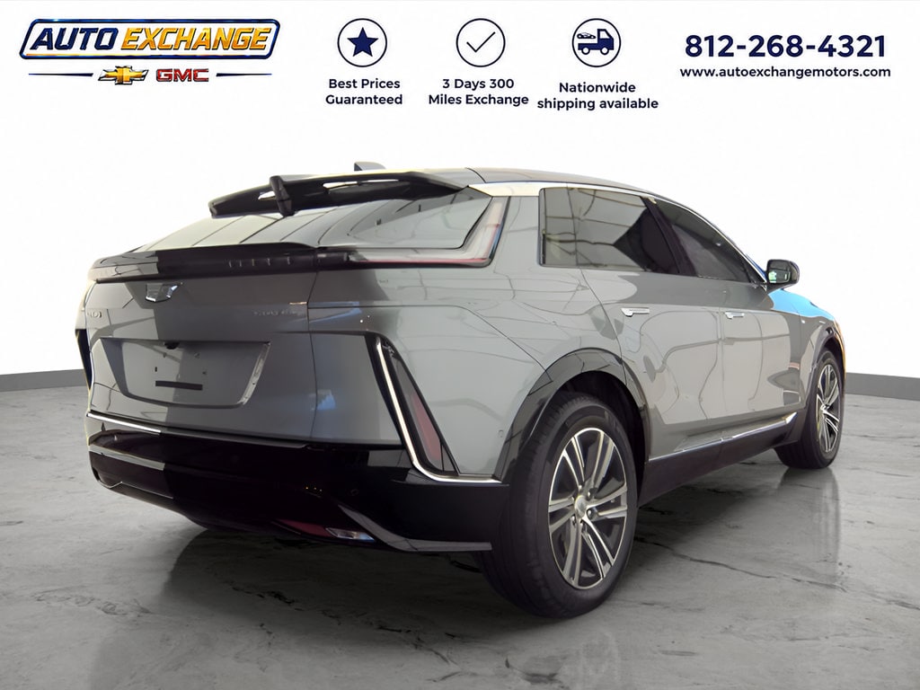 Used 2024 Cadillac LYRIQ Luxury 1 with VIN 1GYKPPRLXRZ122149 for sale in Sullivan, IN