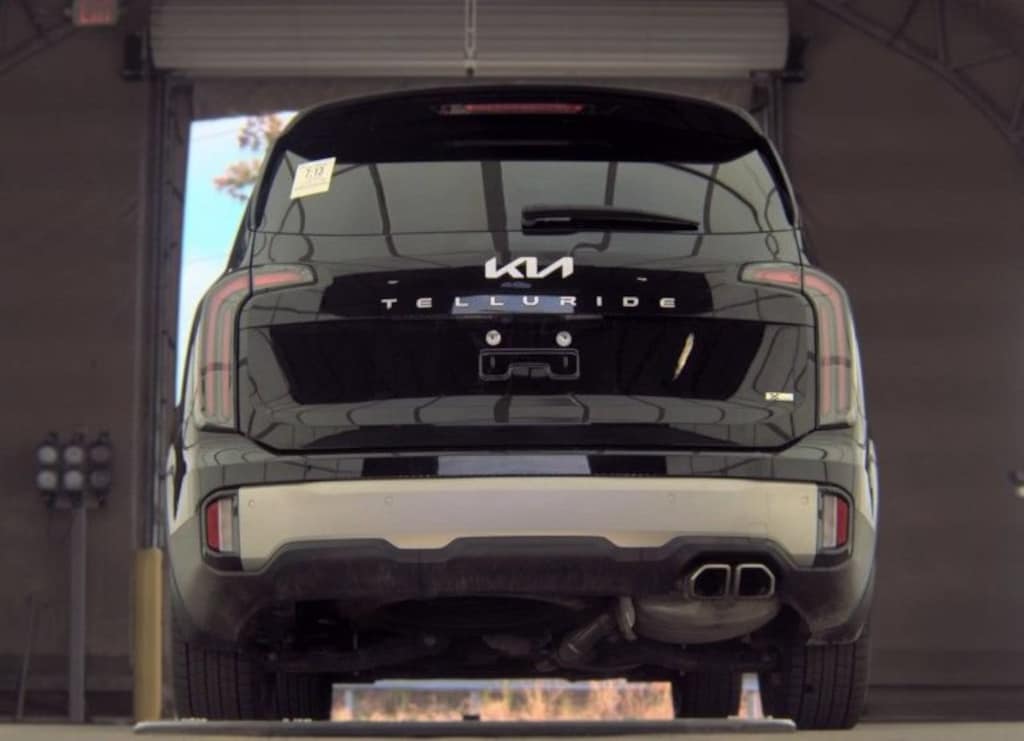Used 2023 Kia Telluride SX