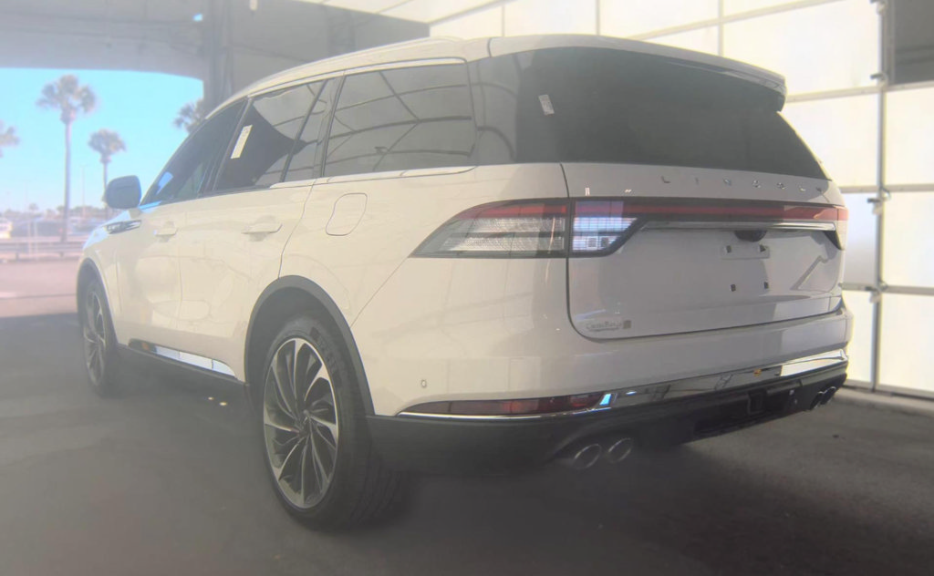 Used 2022 Lincoln Aviator Reserve