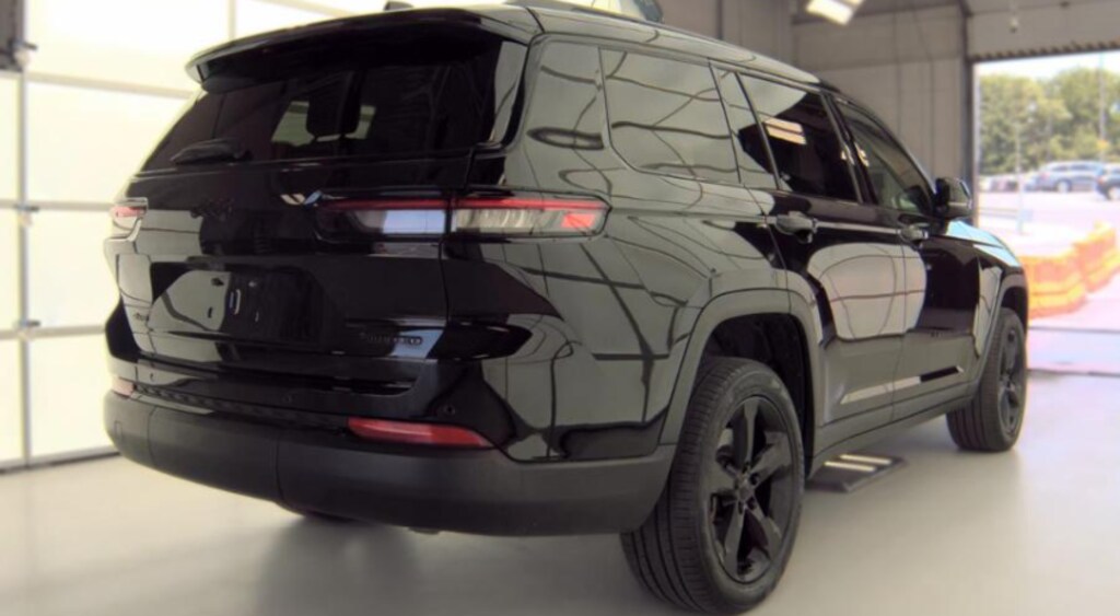 Used 2023 Jeep Grand Cherokee L Limited SUV
