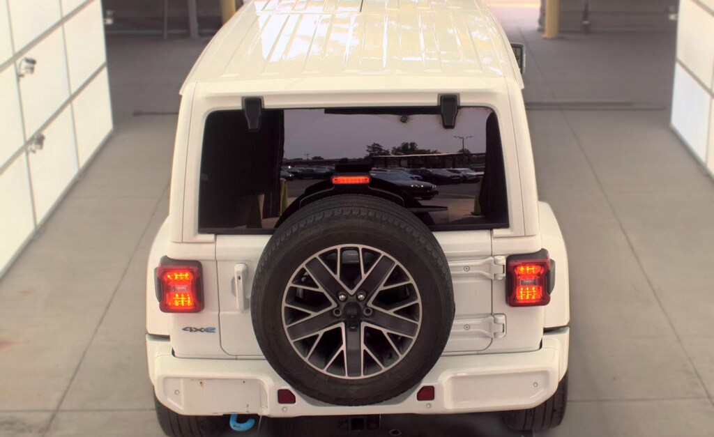 Used 2023 Jeep Wrangler 4xe Sahara SUV