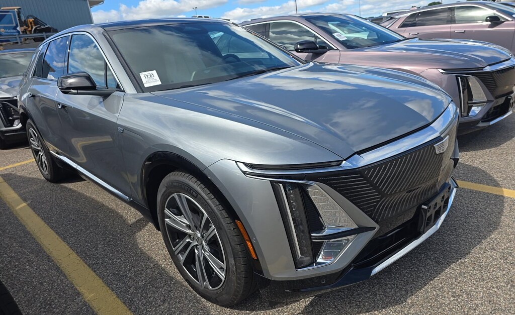 Used 2024 Cadillac LYRIQ Luxury 2 with VIN 1GYKPRRL4RZ128587 for sale in Sullivan, IN