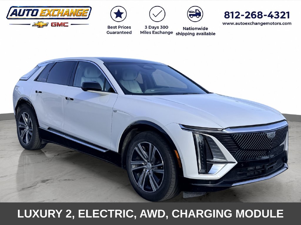 2024 Cadillac LYRIQ Luxury 2