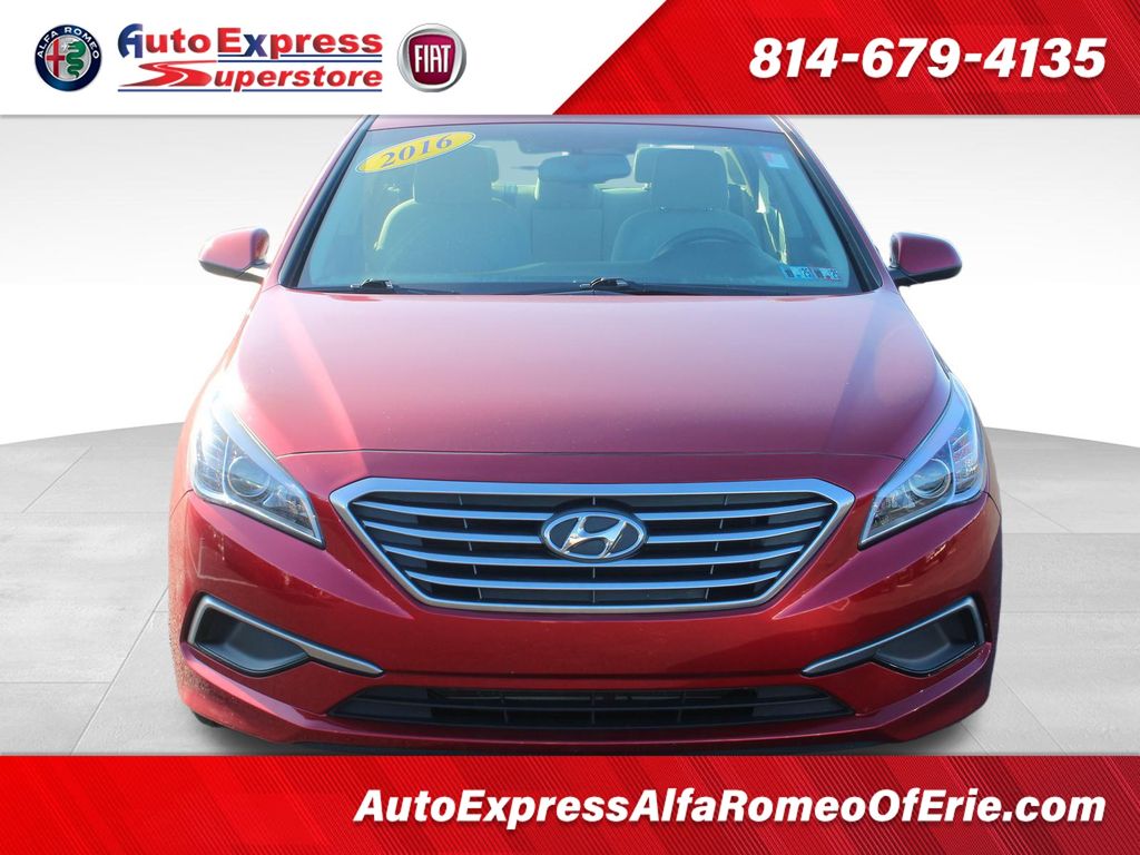 Used 2016 Hyundai Sonata SE with VIN 5NPE24AFXGH380911 for sale in Waterford, PA