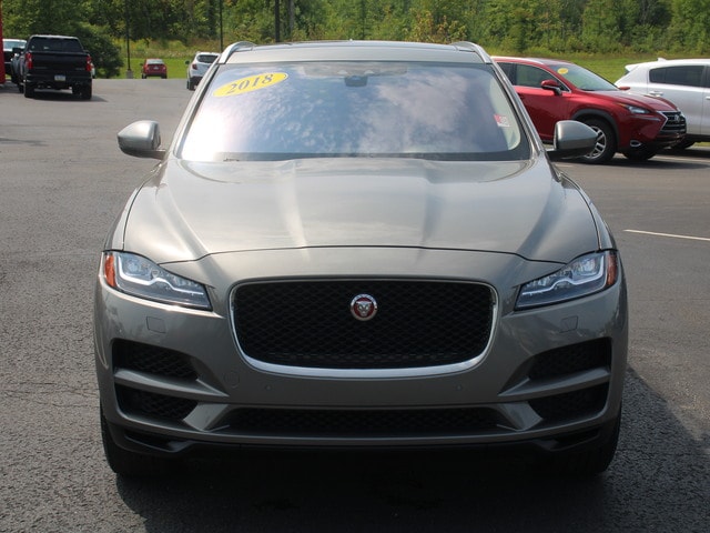 Used 2018 Jaguar F-PACE Prestige with VIN SADCK2FX1JA288716 for sale in Waterford, PA