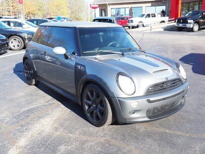 Used 06 Mini Cooper S For Sale At Auto Express Fiat Of Erie Vin Wmwretl
