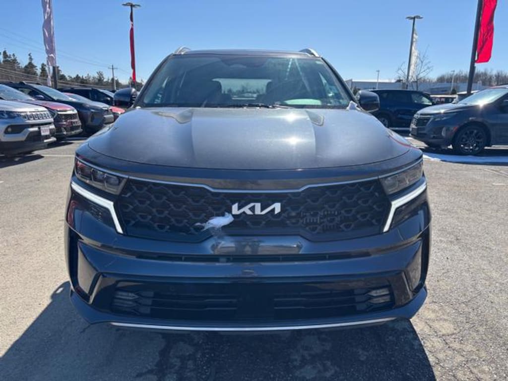 Certified 2022 Kia Sorento Plug-In Hybrid SX AWD SUV