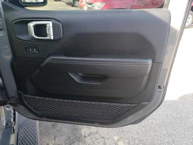 View 16