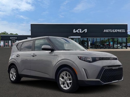 2024 Kia Soul LX IVT
