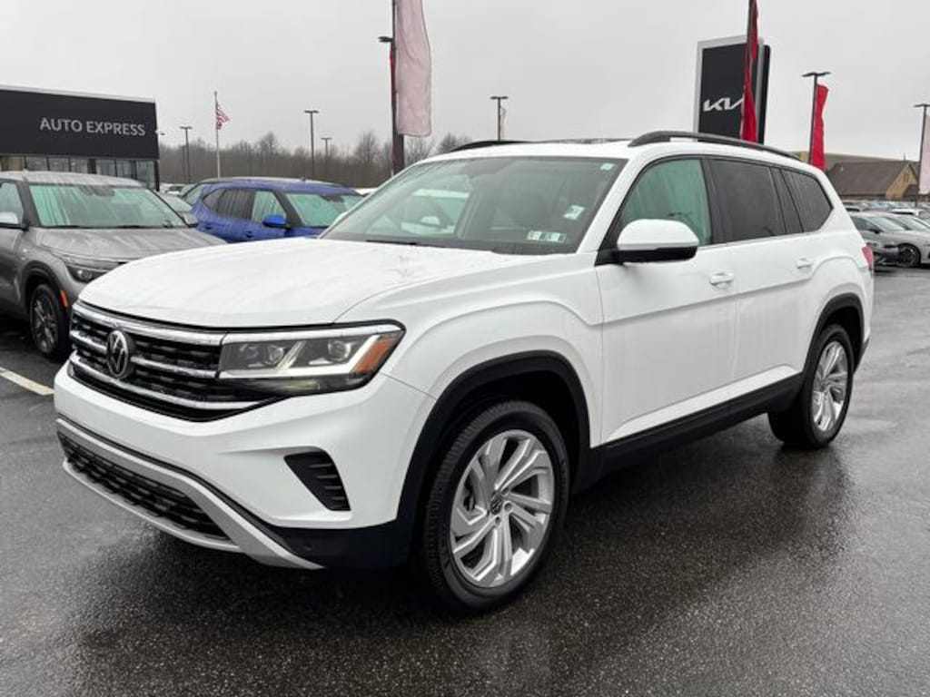 Used 2022 Volkswagen Atlas 3.6L V6 SE w/Technology 4MOTION SUV