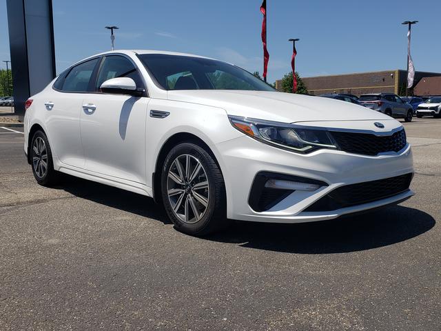 2019 Kia Optima LX AT's photo