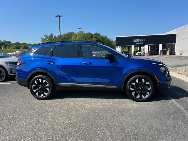 2023 Kia Sportage X-Line photo 2