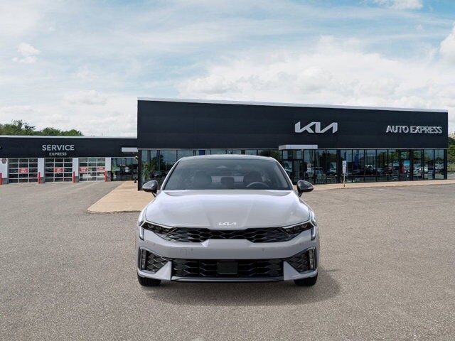 2026 Kia K5 GT-Line photo 2