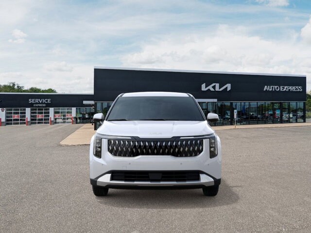 2026 Kia Carnival LXS photo 2