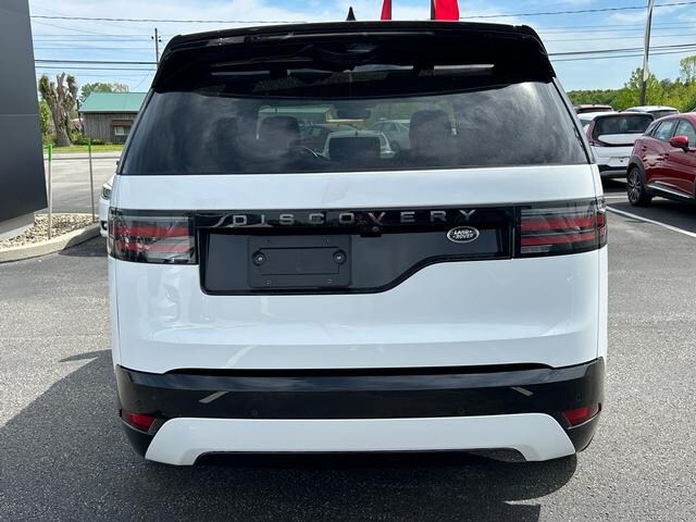 2023 Land Rover Discovery S R-Dynamic photo 4