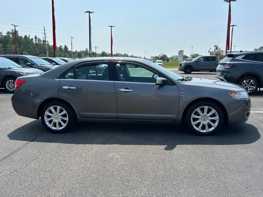 Used 2011 Lincoln MKZ Sdn FWD Sedan