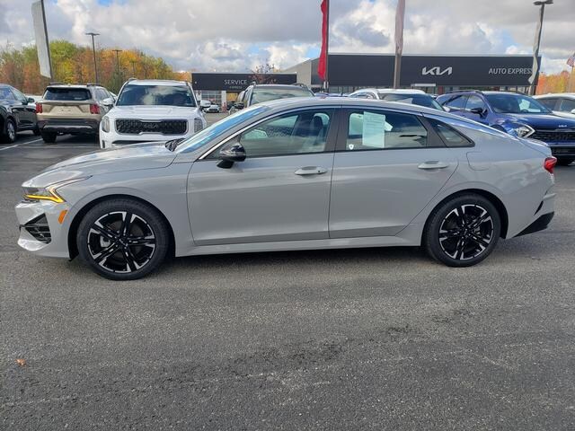 2022 Kia K5 GT-Line photo 4