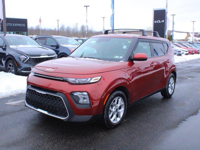 2022 Kia Soul LX photo 3