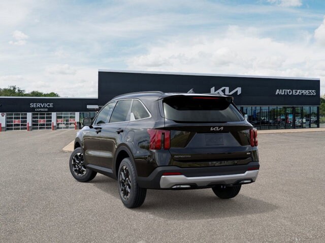 2026 Kia Sorento S photo 2