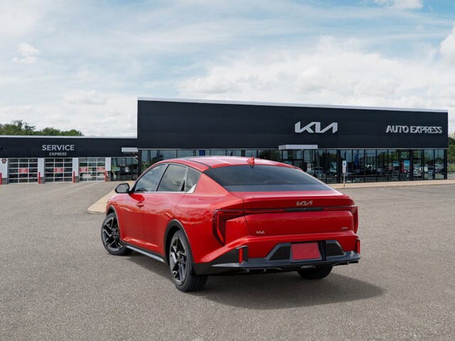 2025 Kia K4 GT-Line photo 4