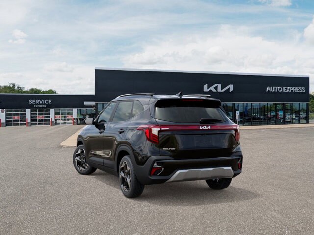 2026 Kia Seltos S photo 4