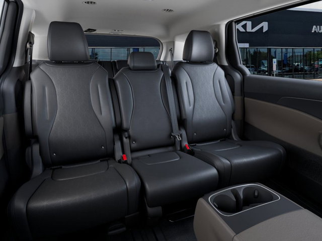 2026 Kia Carnival LXS - Photo 16