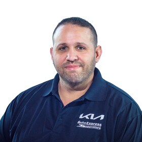 Staff member Tim Thompson from ID_d233a106070e