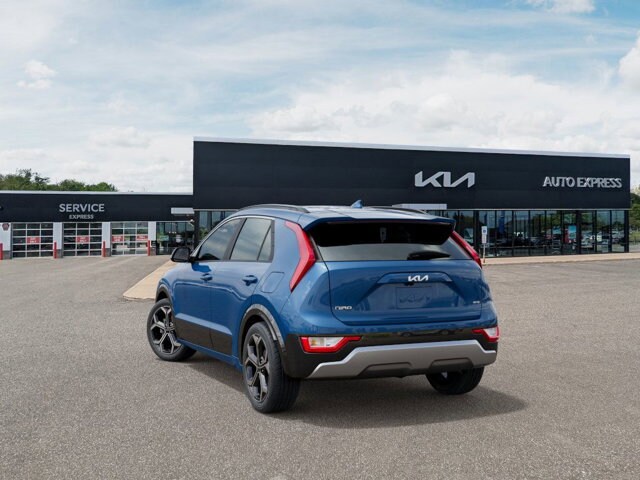 2025 Kia Niro EX Touring photo 4