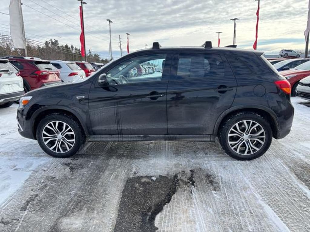 Used 2017 Mitsubishi Outlander Sport 2.0 AWC CVT SUV