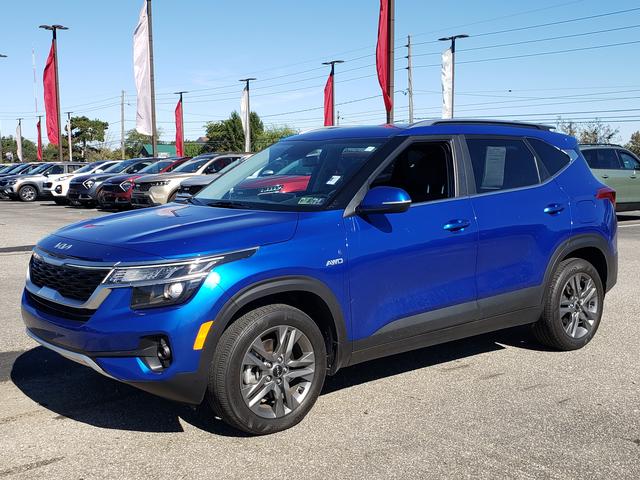 2023 Kia Seltos S photo 3