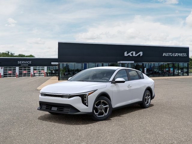 2026 Kia K4 LXS AT's photo