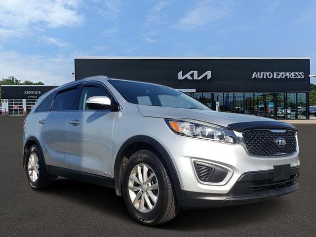 2017 Kia Sorento LX AT 4WD's photo