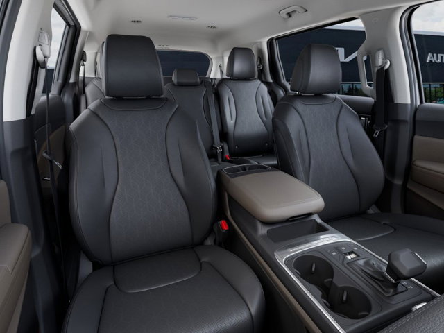 2026 Kia Carnival LXS - Photo 15